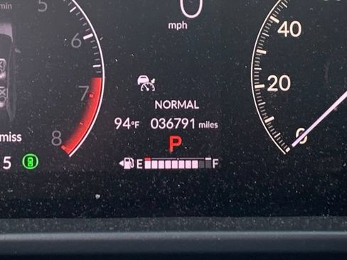 Used 2024 Honda HR-V Sport image 9