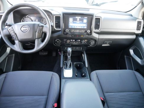 Certified 2024 Nissan Frontier SV w/ SV Convenience Package image 10