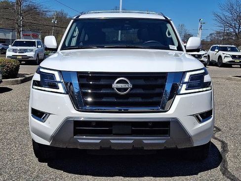 Certified 2024 Nissan Armada SL w/ Captain's Chairs Package AWD/4WD image 3
