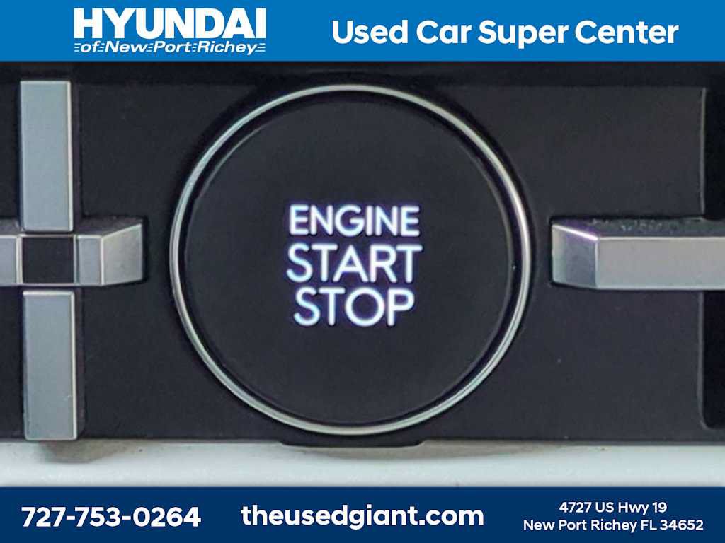 Used 2025 Hyundai Santa Fe SEL FWD image 33