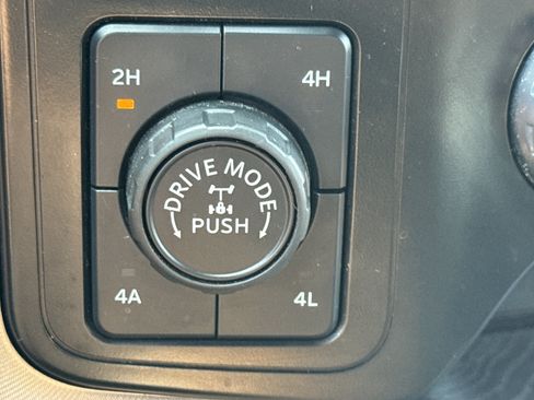 Used 2023 Ford F150 Platinum w/ Equipment Group 701A High AWD/4WD image 22
