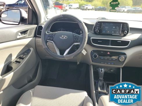 Used 2019 Hyundai Tucson SE w/ Cargo Package image 16
