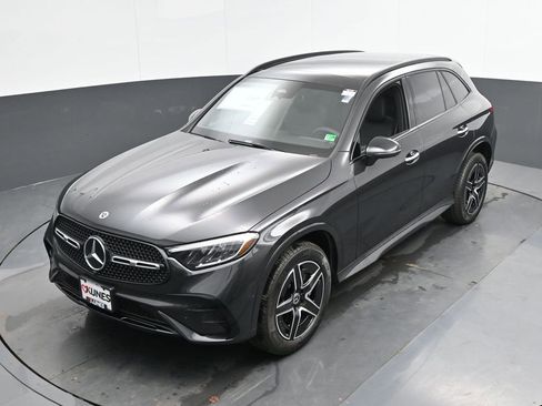 New 2025 Mercedes-Benz GLC 300 GLC 300 image 35
