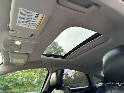 Used 2015 Ford Fusion Titanium image 11
