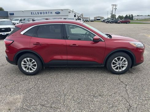 Used 2020 Ford Escape SE image 8