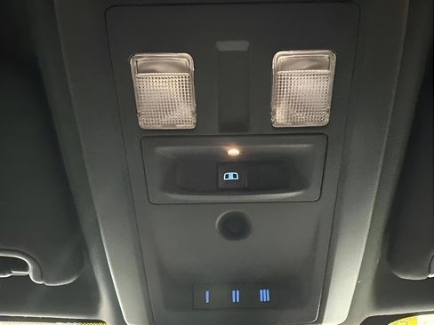Used 2016 RAM 1500 Rebel w/ Luxury Group AWD/4WD image 18