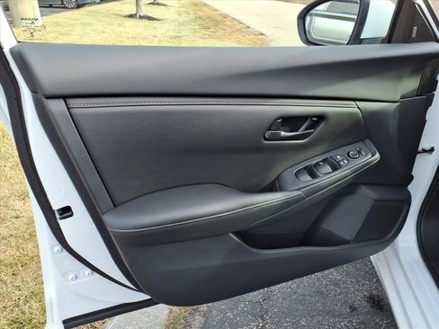 New 2025 Nissan Sentra S image 11