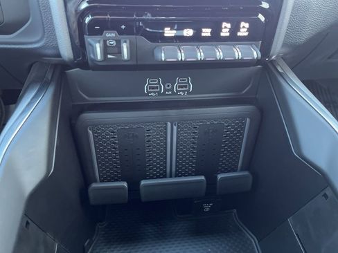 New 2026 RAM 2500 Laramie w/ Night Edition AWD/4WD image 18