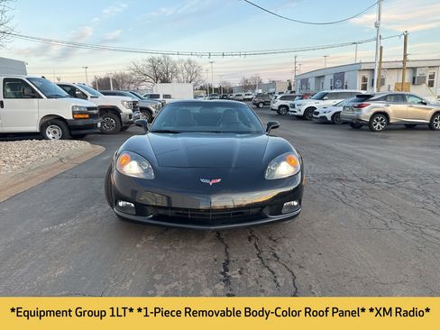 Used 2010 Chevrolet Corvette Coupe w/ 1LT image 5