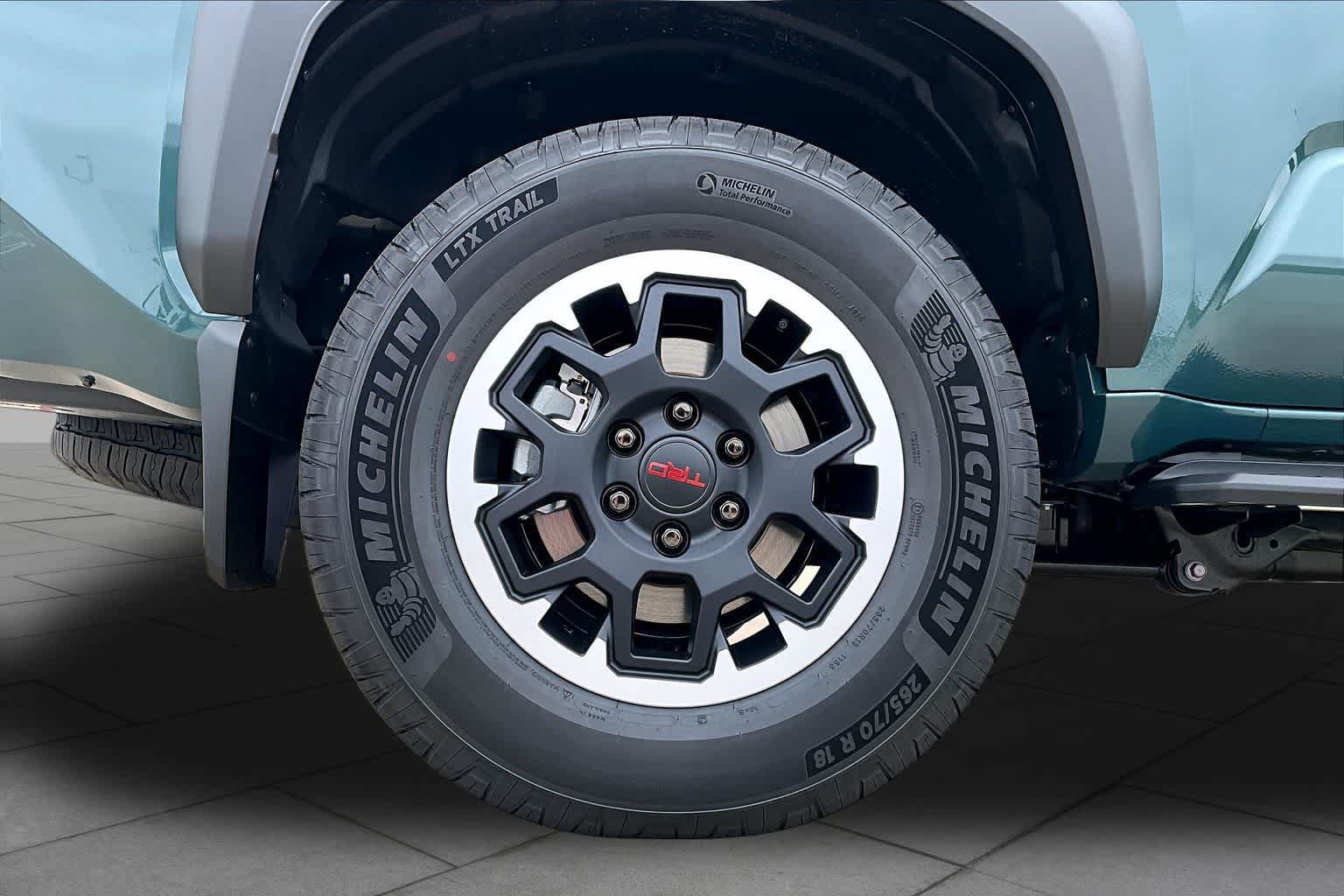 Used 2026 Toyota 4Runner TRD Off-Road Premium AWD/4WD image 11