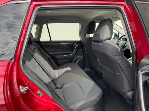 Used 2025 Toyota RAV4 LE image 10