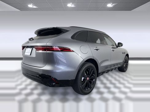 New 2023 Jaguar F-PACE S image 7