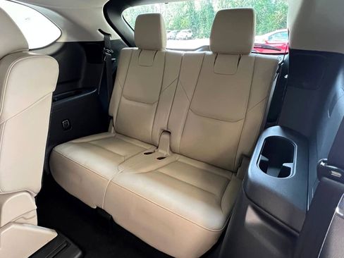 Used 2019 MAZDA CX-9 Touring w/ Touring Premium Package image 11