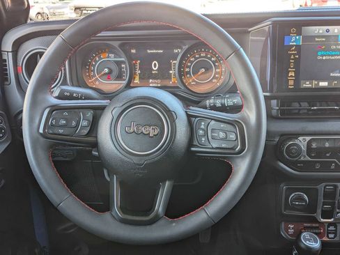 Used 2024 Jeep Wrangler Unlimited Rubicon w/ XTREMEE 35" Tire Package AWD/4WD image 14