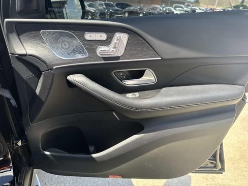 Used 2022 Mercedes-Benz GLS 450 4MATIC image 14