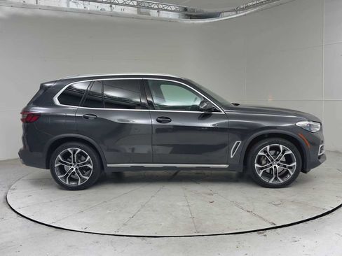 Used 2023 BMW X5 xDrive40i w/ Executive Package AWD/4WD image 9