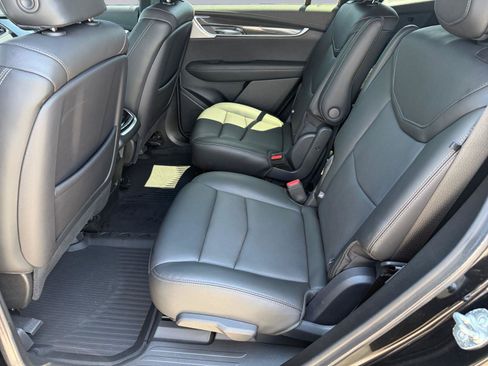 Certified 2024 Cadillac XT6 Sport w/ Technology Package AWD/4WD image 16