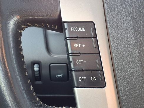 Used 2011 Ford Flex SEL w/ Rapid Spec Order Code AWD/4WD image 21