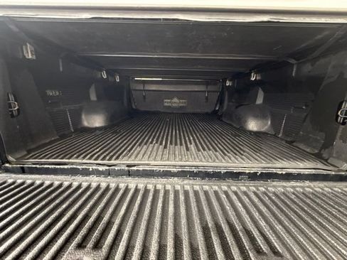 Used 2017 Toyota Tundra SR5 w/ TRD Off Road Package AWD/4WD image 30
