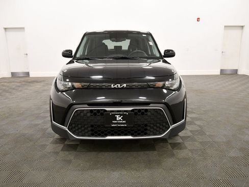 Certified 2025 Kia Soul S FWD image 11