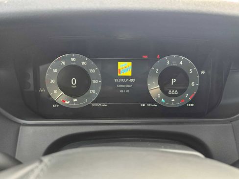 Used 2026 Land Rover Range Rover Velar S image 28