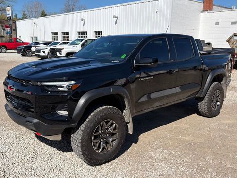 Used 2024 Chevrolet Colorado ZR2 w/ ZR2 Convenience Package III image 6