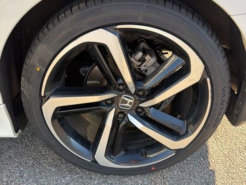 Used 2021 Honda Accord Sport image 12
