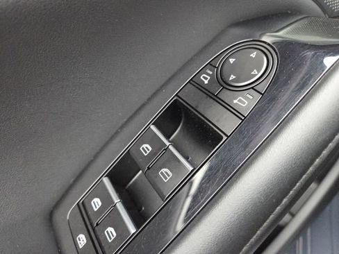 Used 2020 MAZDA MAZDA3 AWD Hatchback w/ Premium Pkg image 9