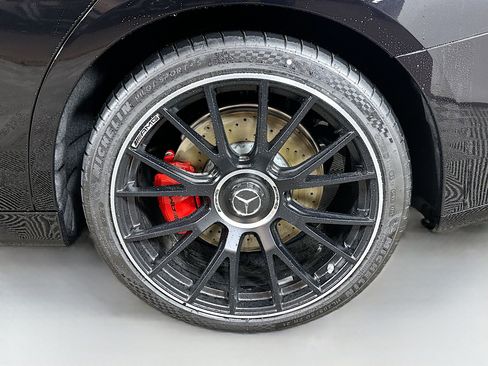 New 2026 Mercedes-Benz E 53 AMG e 4MATIC Sedan image 32