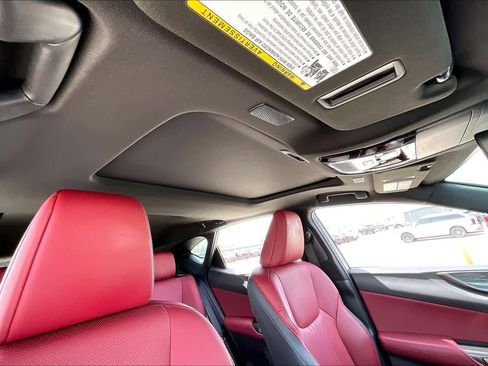 Used 2025 Lexus NX 250 FWD w/ Towing Package (2000 Lbs) image 12