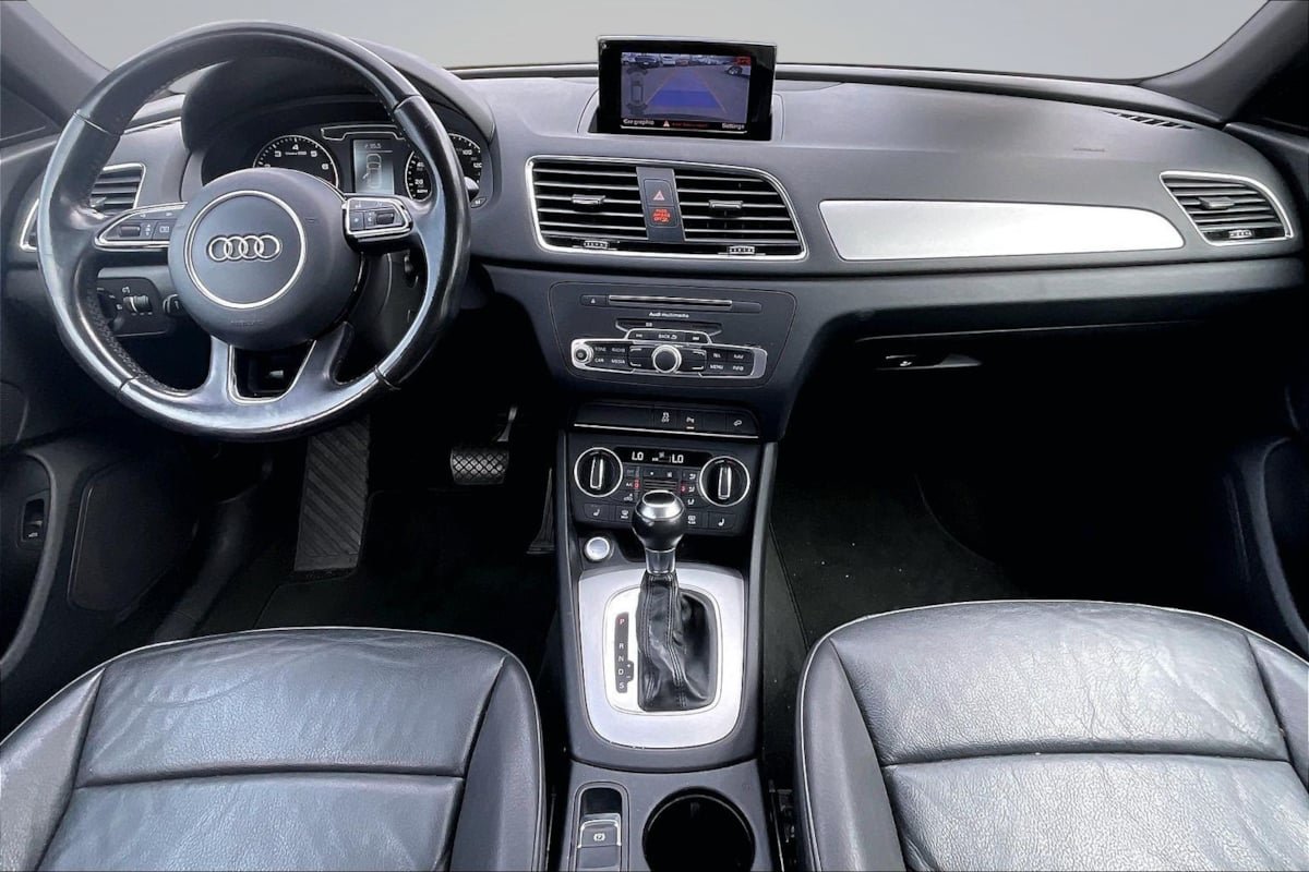 Used 2017 Audi Q3 2.0T Premium w/ Convenience Package FWD image 16