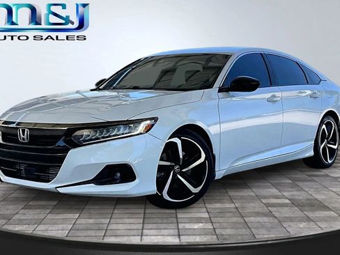 Used 2022 Honda Accord Sport image 1