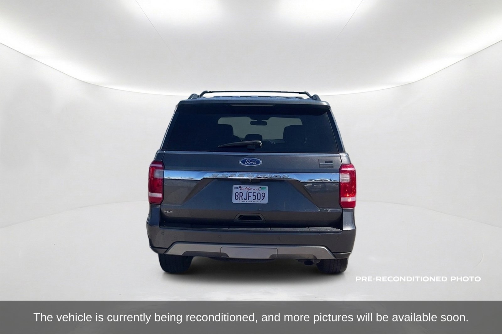 Used 2020 Ford Expedition XLT w/ Equipment Group 202A RWD image 7