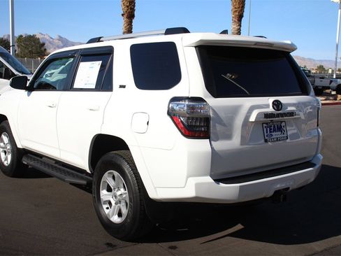 Used 2024 Toyota 4Runner SR5 image 5