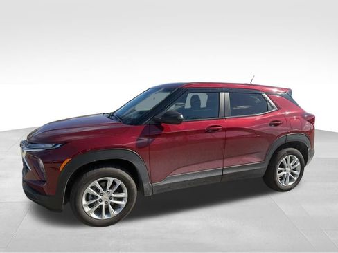Used 2025 Chevrolet TrailBlazer LS w/ LS Convenience Package AWD/4WD image 34