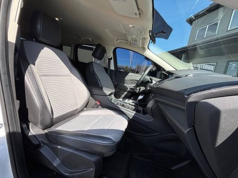 Used 2019 Ford Escape SE AWD/4WD image 23