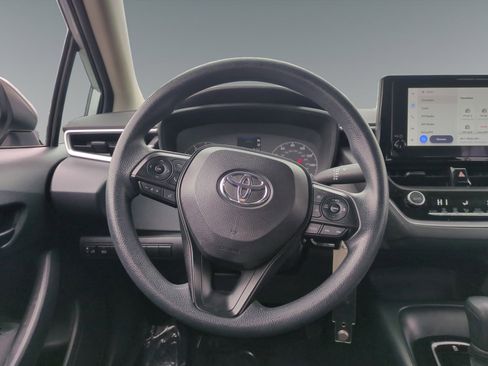 Used 2023 Toyota Corolla LE image 12