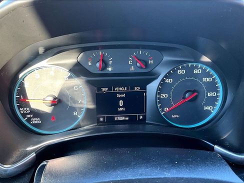 Used 2018 Chevrolet Equinox LT image 15