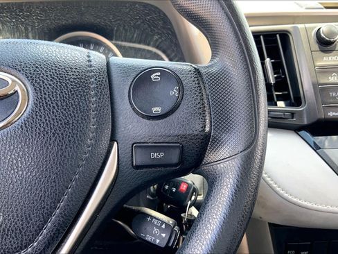 Used 2013 Toyota RAV4 XLE FWD image 24