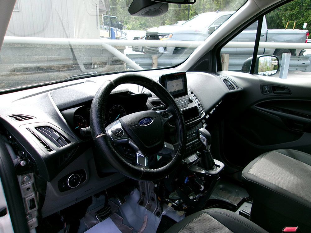 Used 2020 Ford Transit Connect XL FWD image 5