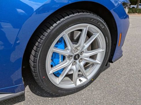 Used 2024 Ford Mustang GT Premium RWD image 12