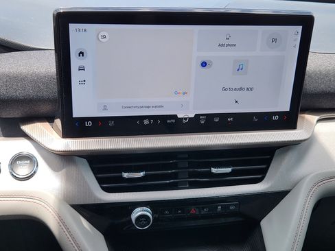 New 2026 Ford Explorer Active w/ Active Comfort Package RWD image 13