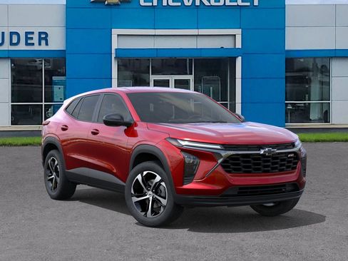 New 2026 Chevrolet Trax RS w/ Driver Confidence Package image 7