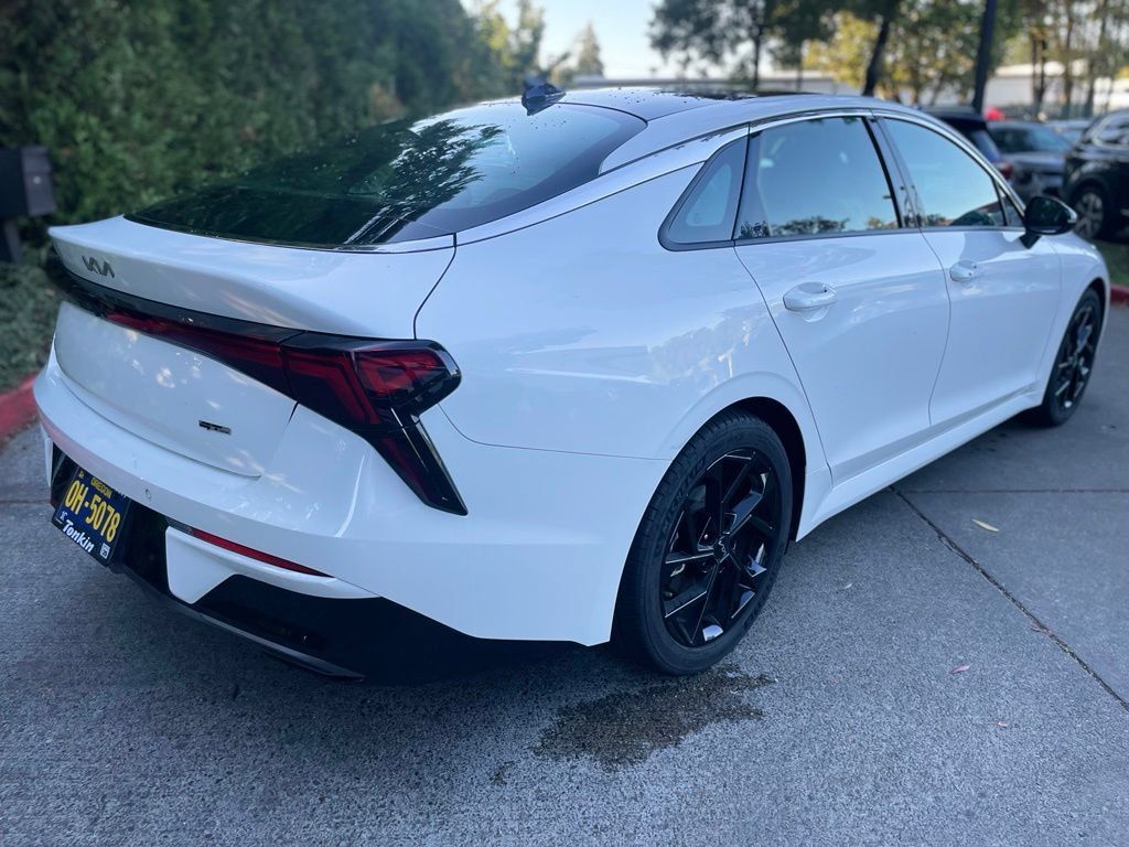 Used 2022 Kia K5 GT-Line w/ GT-Line FWD Premium Package image 4