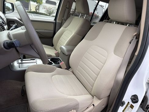 Used 2012 Nissan Pathfinder S RWD image 14