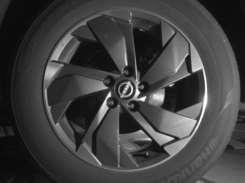 Used 2025 Nissan Rogue SV AWD/4WD image 14
