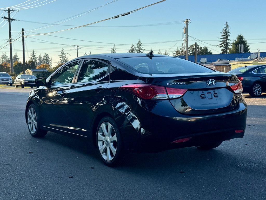 Used 2012 Hyundai Elantra Limited w/ Technology Pkg 5 FWD image 5