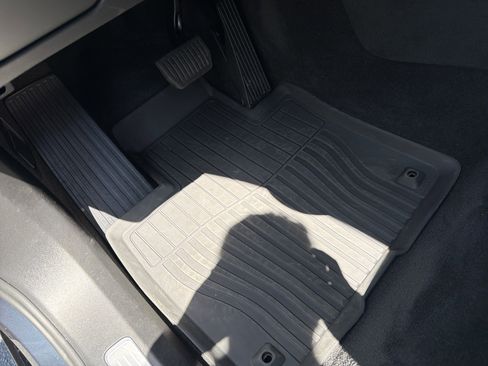 Used 2026 Volvo XC90 B6 Plus w/ Protection Package Premier image 17