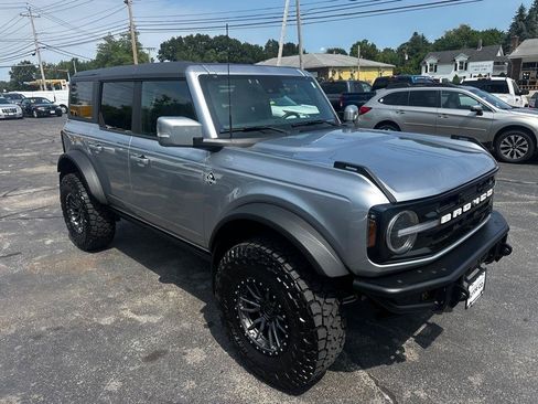 Used 2023 Ford Bronco Outer Banks AWD/4WD image 7