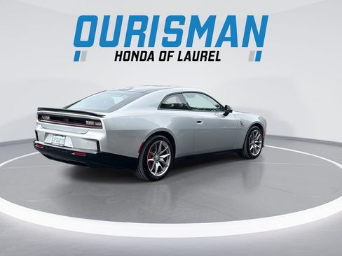Used 2024 Dodge Charger Daytona Scat Pack w/ Plus Group AWD/4WD image 8